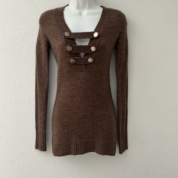 LOVE ROCKS CUT OUT V-NECK PLUNGE SWEATER - Picture 1 of 8